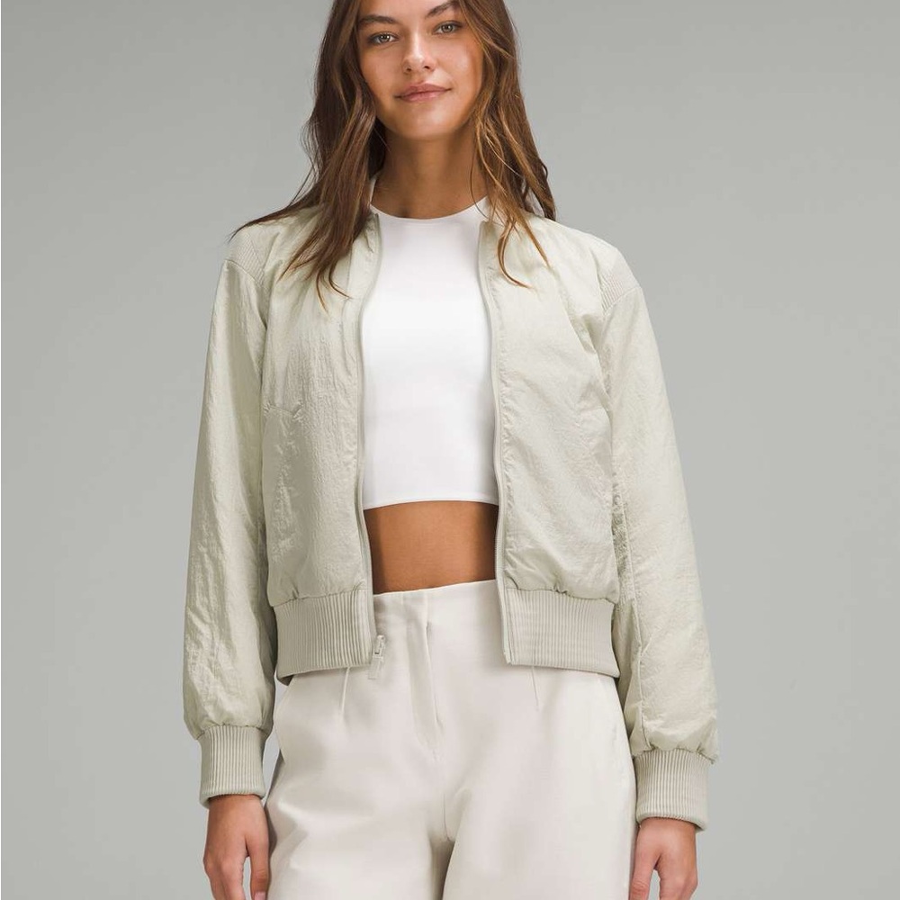 Lululemon Reversible Insulated Jacket - Raw Linen/Bone - Size 4